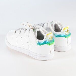 Adidas Limited Edition Disney Tinker Bell Shoes New in Box size 10 (little kids)